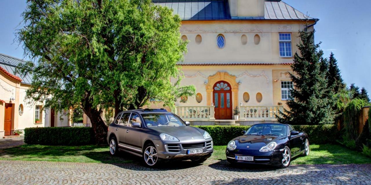 Penzion Tillerova Vila Lázně Bohdaneč Екстериор снимка